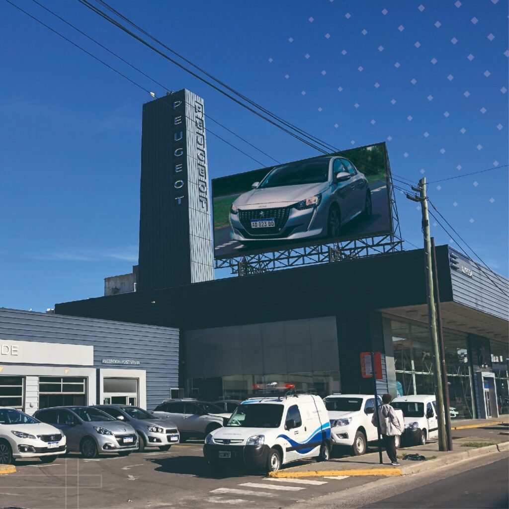 Pantalla LED exterior en Peugeot Argentina